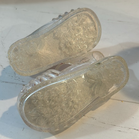 Infants Jelly Sandals Sz 4, Clear sparkles, ice cream soft soles Velcro - Picture 6 of 7